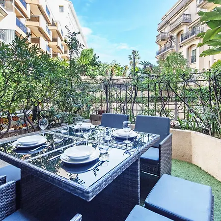 Queen's Garden Centre, Terrasse, Rénové, Calme Apartman Menton